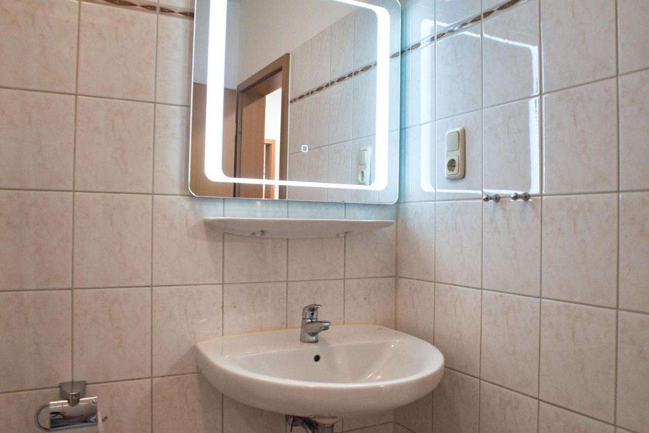 Strandnah, Balkon, Ahoi Erlebnisbad Gratis In Sellin - Strandresidenz Brandenburg Fewo 36 Goehren  Exterior photo